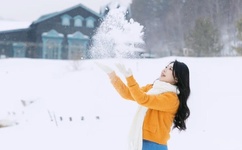 成人区精品一区二区婷婷